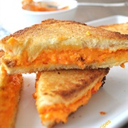 Grilled Cheese With Pimento Cheese