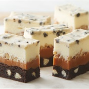 Cookies and Cream Caramel Layer Bars