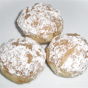 Vegan Snow Puffs With Chopped Walnuts