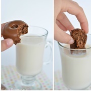 Donuts Dipped Milk