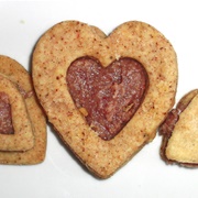 Vegan Strawberry Cookies Filled With Cashew Strawberry Jam