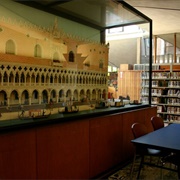 Diorama of Venetian Palace