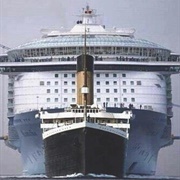Titanic Compared to Modern Ship
