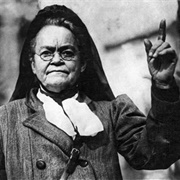 Carrie Nation Begins Her Crusade to Demolish Saloons.