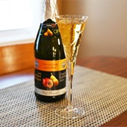 Non-Alcoholic Pear Apple Champagne