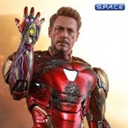 Tony Stark (Battle Damaged Armor)