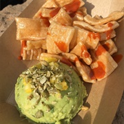 Guacamole With Chicharrones