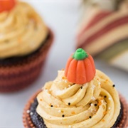 Chocolate &#39;Pumpkin&#39; Cupcake