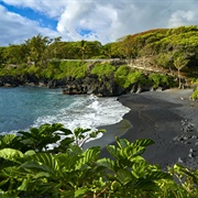 Waiʻānapanapa State Park - Hawaii