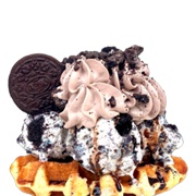 The Crazy Mason Crazy Cookies 'N' Cream Waffle