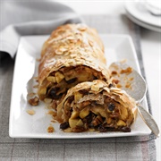 Apple and Mincemeat Strudel