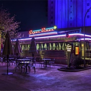 Super Diner