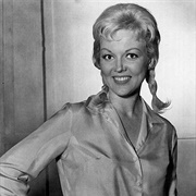 Cynthia Lynn