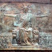 Heald Square Monument's Statue of Liberty