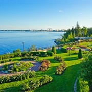 Leif Erickson Park & Rose Garden