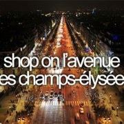 Shop on L&#39;avenue Des Champs-Élysée