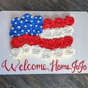 Oakmont Bakery American Flag Cupcake Cake