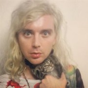 Simo Soo (Non-Binary, They/Them)