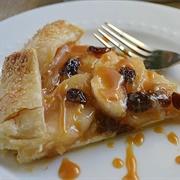 Rustic Apple Raisin Pie With Caramel Drizzle