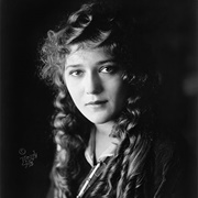 Mary Pickford First  Million-Dollar Contract 1916
