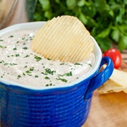 Sour Cream, Garlic & Parsley Dip