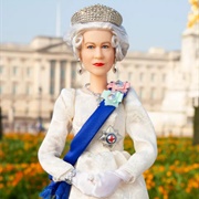 Queen Elizabeth II (Barbie, 2022)
