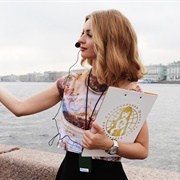 To Be a Quide for a Foreigner