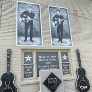 Everly Brothers Monument