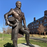 Statue of "King" William Lanson