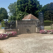 Monument Dr. Fr. Hemerijckx, Ninove