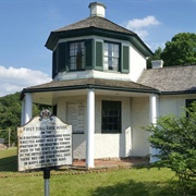 Lavale Toll Gate House