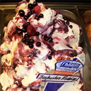 Yoghurt Forrest Fruit Ice Cream