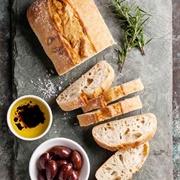 Bread With Olive Oil and Balsamic Vinegar