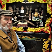 Dr. Gloom's Crypt of Curiosities