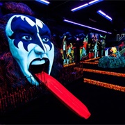 KISS by Monster Mini Golf