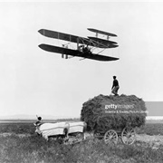 Wilbur Wright Flies in France 1st