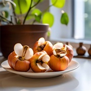 Mo'onia (Garcinia Pseudoguttifera)