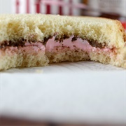 Strawberry Fluffernutter