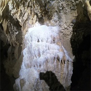 Crystal Grottoes Caverns