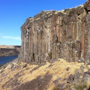 The Black Cliffs