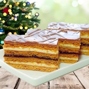 Medove Rezy (Honey Cake Slices)