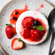 Yogurt Panna Cotta