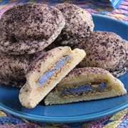 Stuffed Blueberry Pie Oreo Cookies