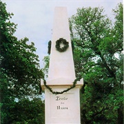 Treue Der Union Monument (Comfort, TX)