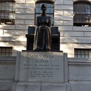 Statue of Mary Dyer