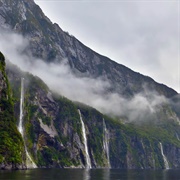 Milford Sound, Fiordland, New Zealand