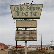 Lake Shore Inn