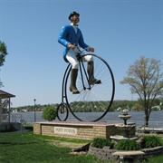 Will B. Rolling Mississippi River Statue