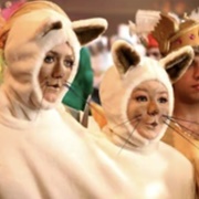 Siamese Cats (Brianna &amp; Gabriella, a Cinderella Story)