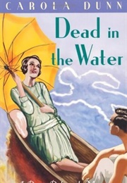 Dead in the Water (Carola Dunn)